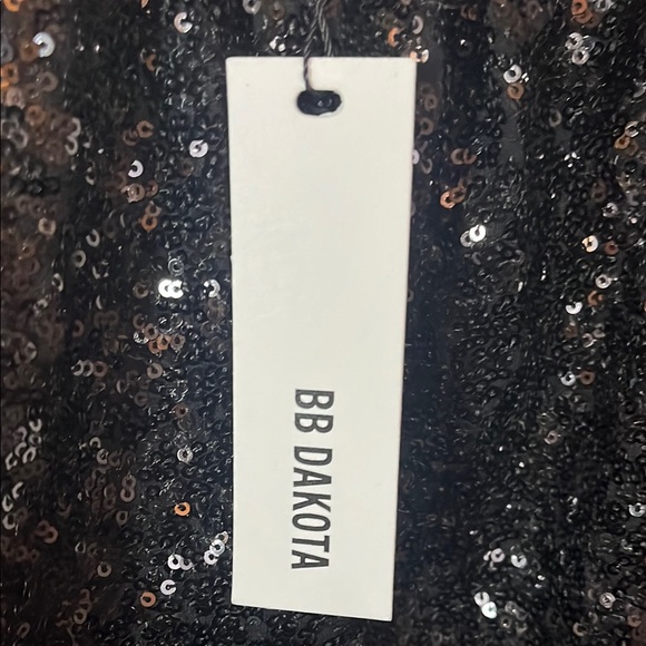 NWT BB Dakota Black Sequin One-Shoulder Top- stretchy Sz XS- gorgeous - Picture 2 of 11